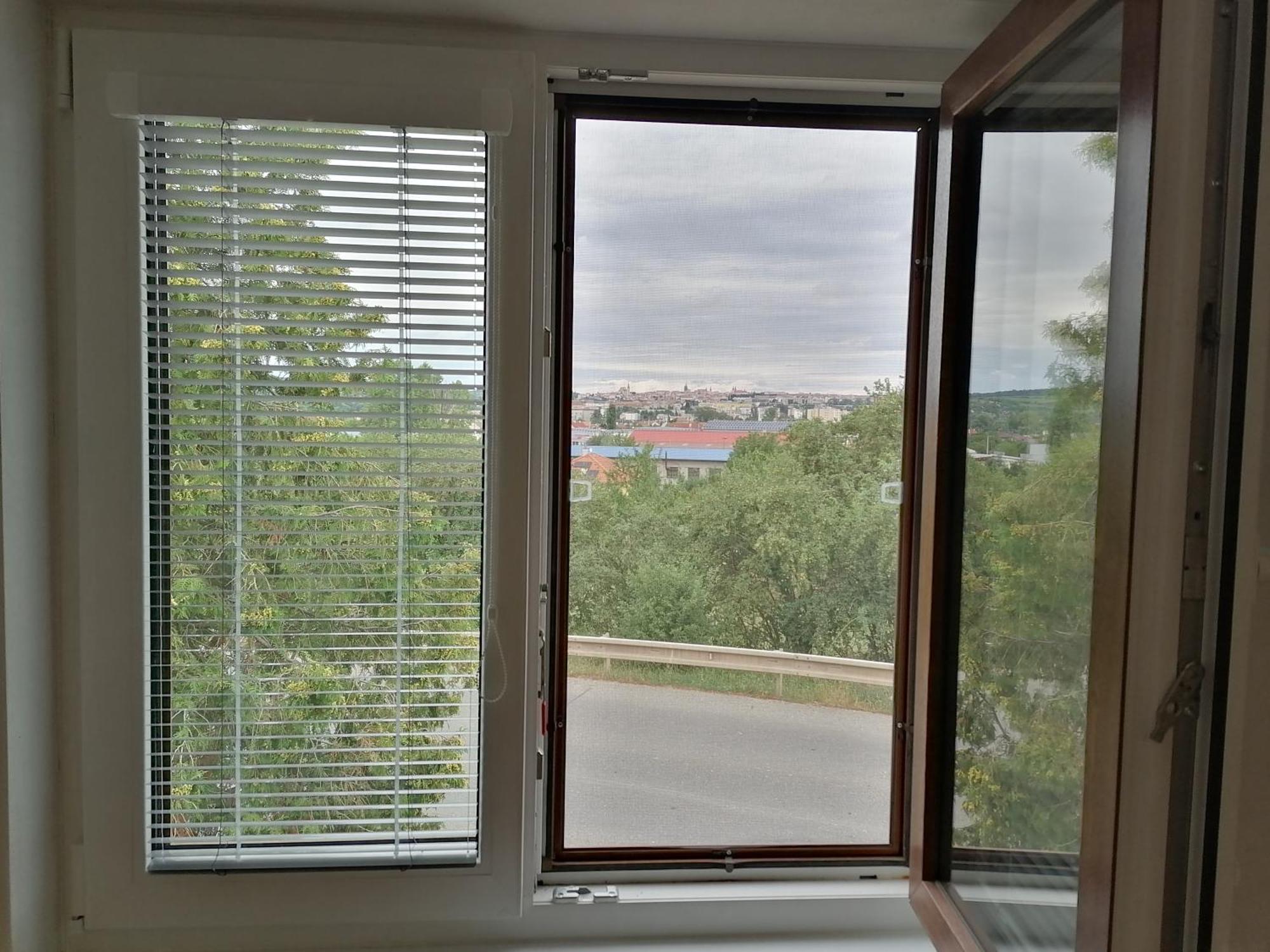 Vino Andrusiow Apartamento Znojmo Exterior foto